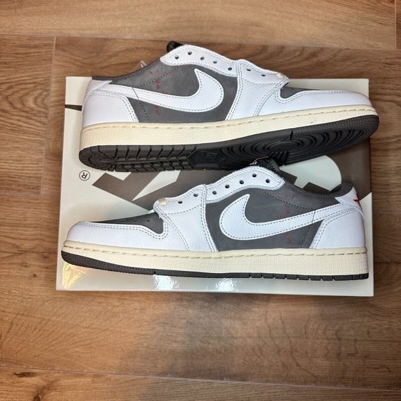 NIKE AIR JORDAN LOW OG SP TRAVIS SCOTT REVERSE MOCHA size 11